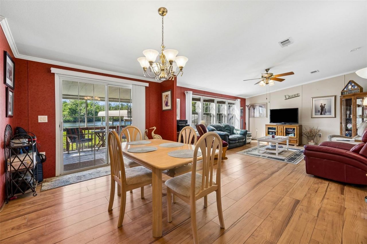 334 Paradise Circle, Satsuma, FL 32189 Photo