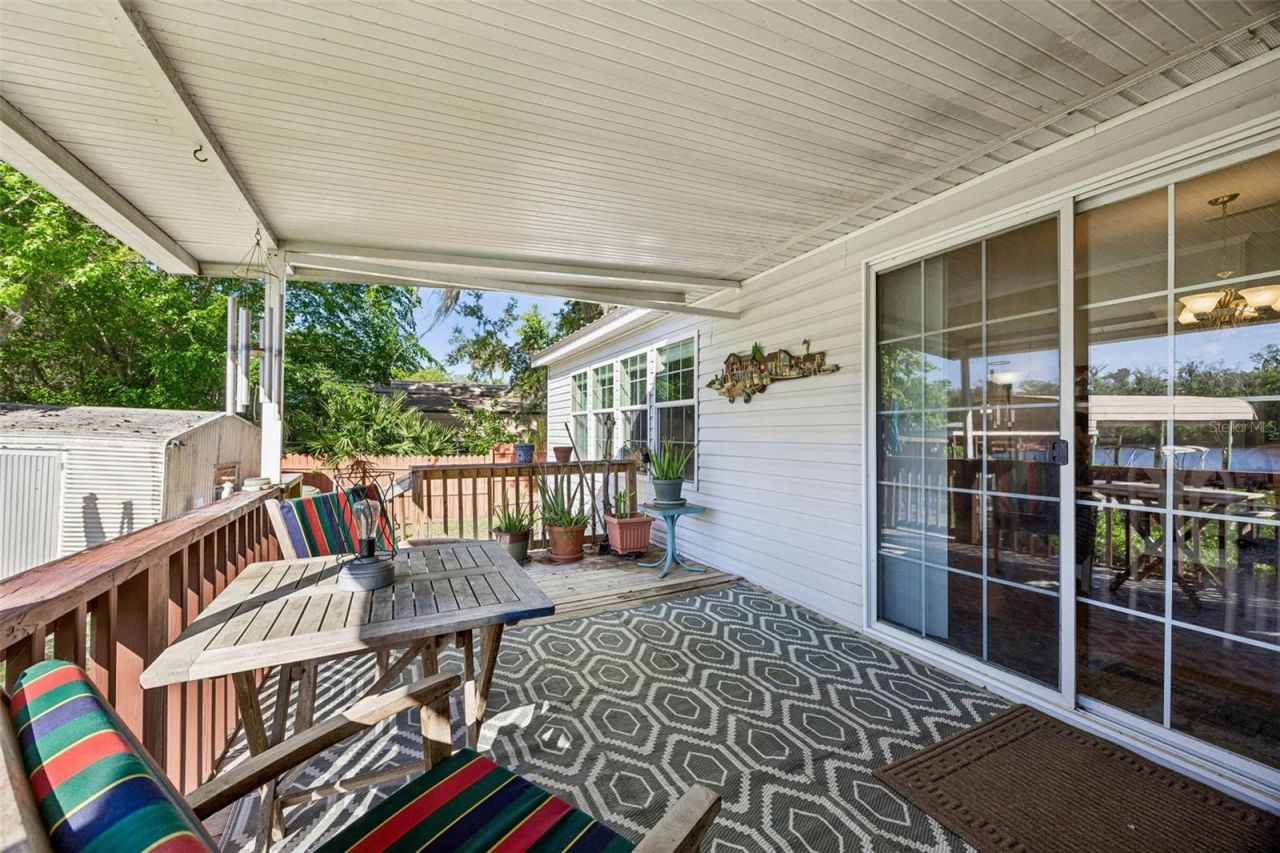 334 Paradise Circle , Satsuma, FL 32189 Photo