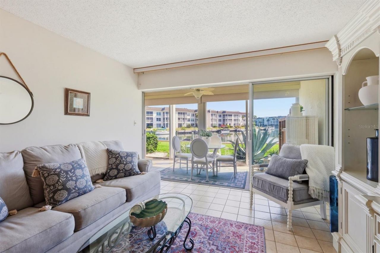 4350 Chatham Drive, Unit 106, Longboat Key, FL 34228 Photo