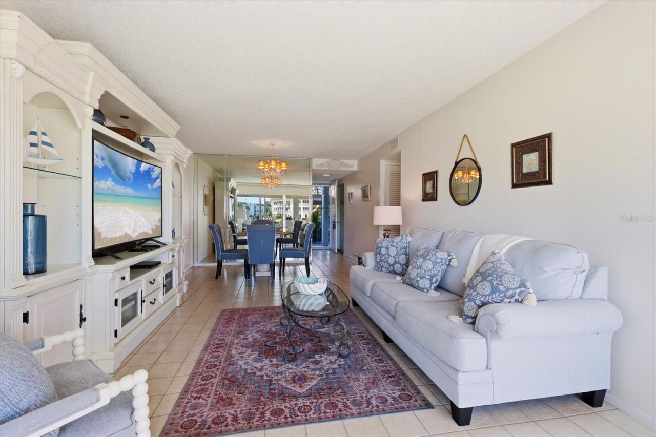 4350 Chatham Drive, Unit 106, Longboat Key, FL 34228 Photo