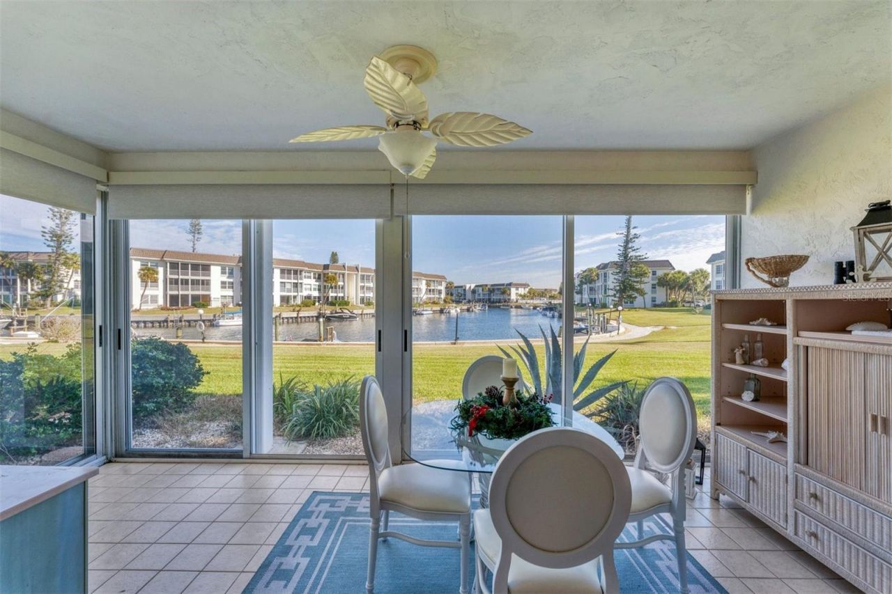 4350 Chatham Drive , Unit 106, Longboat Key, FL 34228 Photo