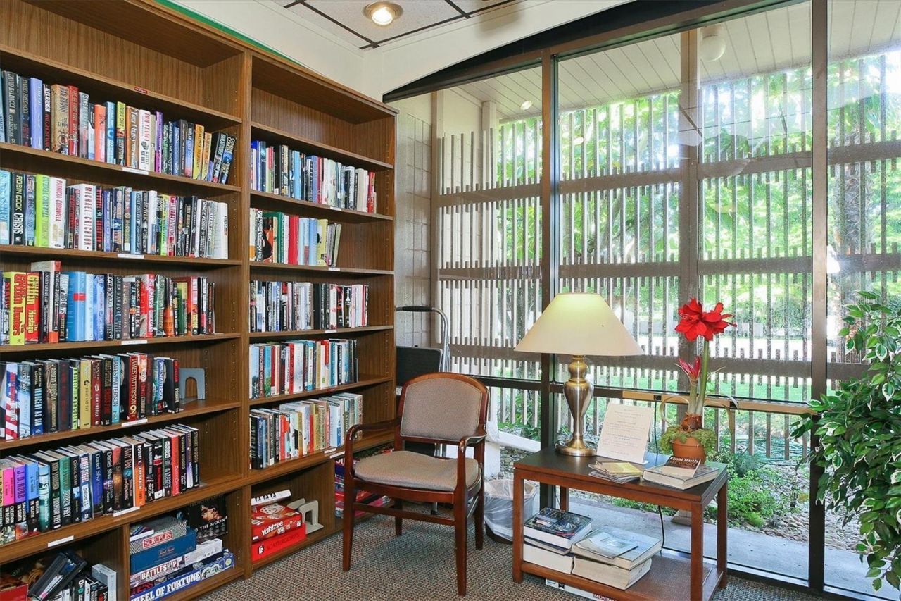 4350 Chatham Drive , Unit 106, Longboat Key, FL 34228 Photo