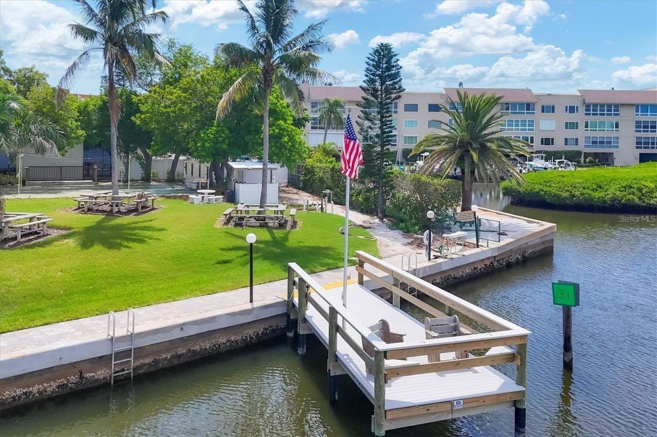 4350 Chatham Drive, Unit 106, Longboat Key, FL 34228 Photo