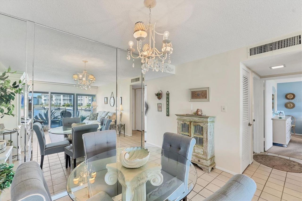 4350 Chatham Drive , Unit 106, Longboat Key, FL 34228 Photo