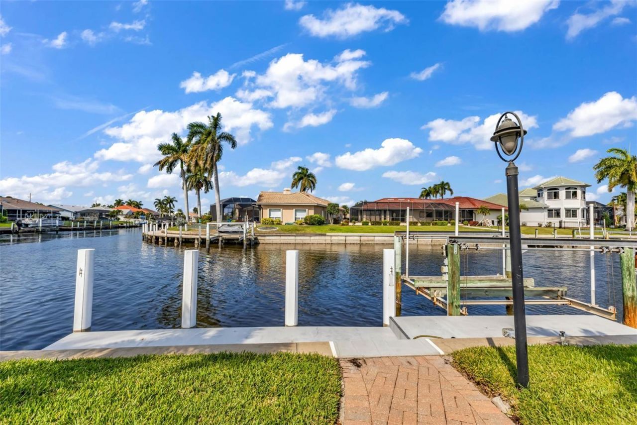 435 Caicos Drive, Punta Gorda, FL 33950 Photo