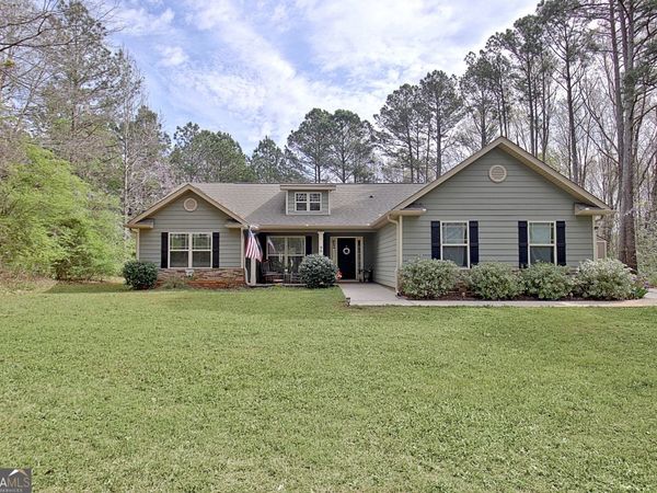 96 E Gordon Road, Newnan, GA 30263