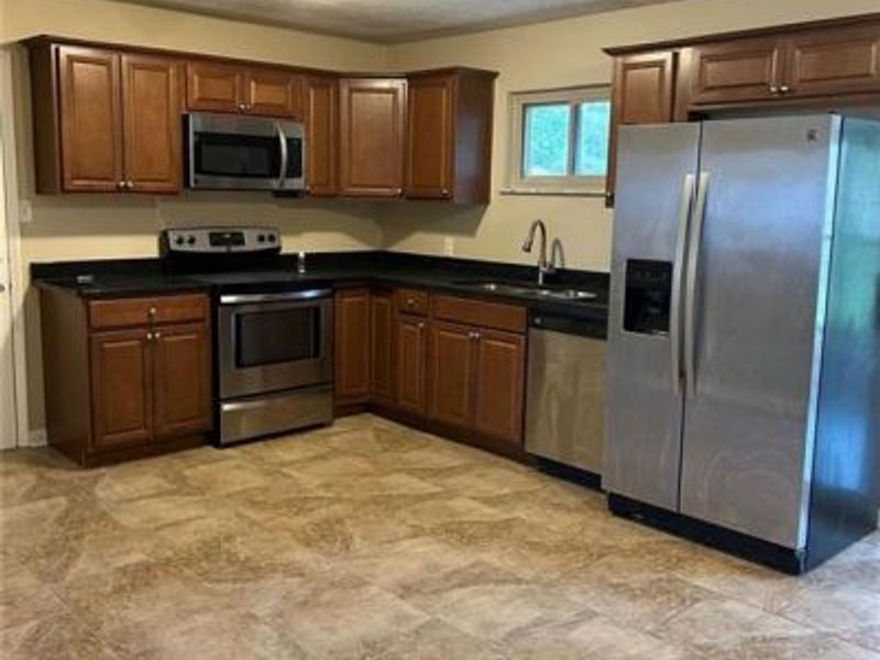 1390 Nutwood Drive, Centerville, OH 45458 Photo 2