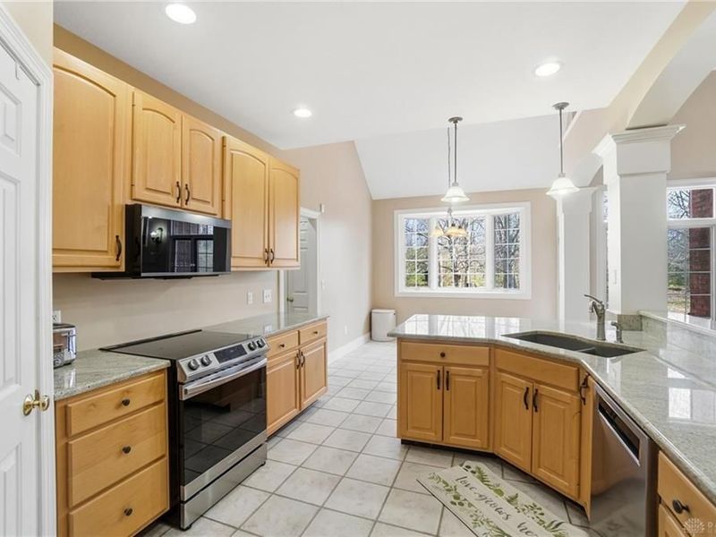 472 Timber Walk Court, Clearcreek Township, OH 45066 Photo 15