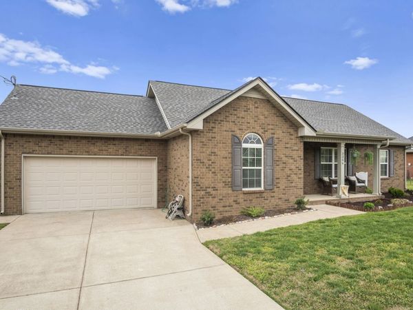 3306 Barretts Ridge Dr, Murfreesboro, TN 37130
