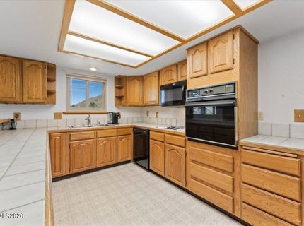 1326 S Santa Barbara Drive, Minden, NV 89423 Photo