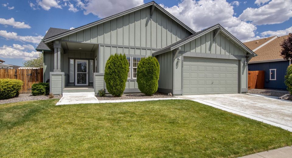 5582 Knoll View Way, Sparks, NV 89436 Photo