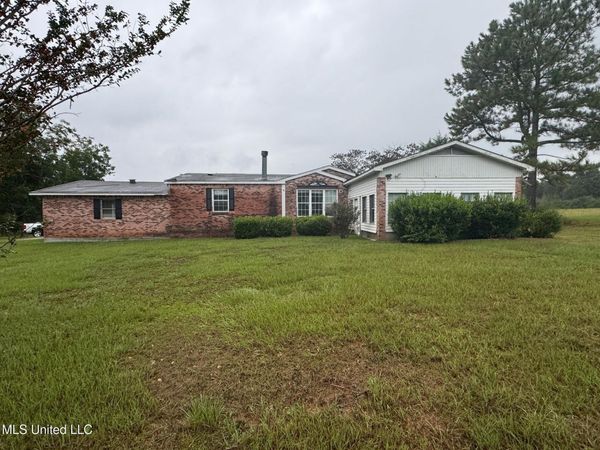 7 Willie Roberts Road, Jayess, MS 39641
