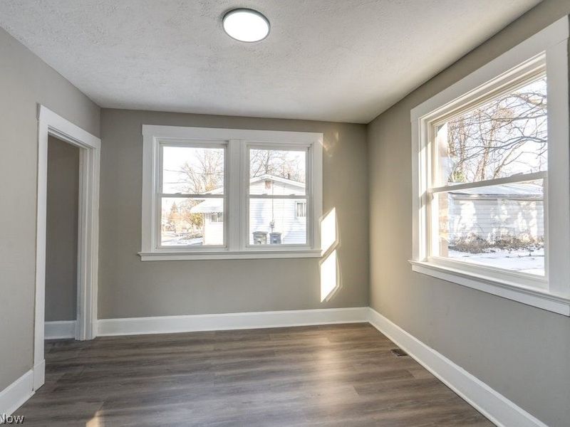 561 Melrose Street, Akron, OH 44305 Photo 11