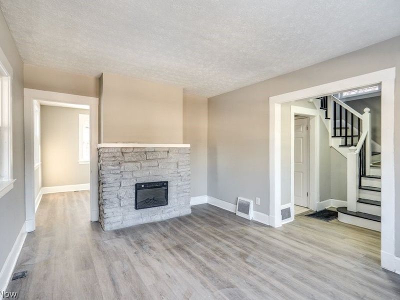 561 Melrose Street, Akron, OH 44305 Photo 6