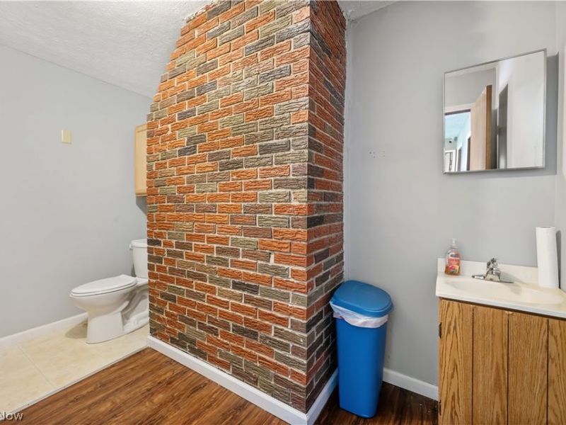 4001 S Cleveland Massillon Road, Barberton, OH 44203 Photo 11