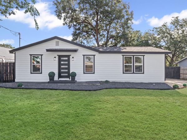 901 N Church ST, Georgetown, TX 78626