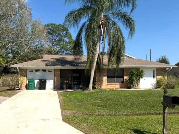 2055 SW Cranberry Street, Port St. Lucie, FL 34953