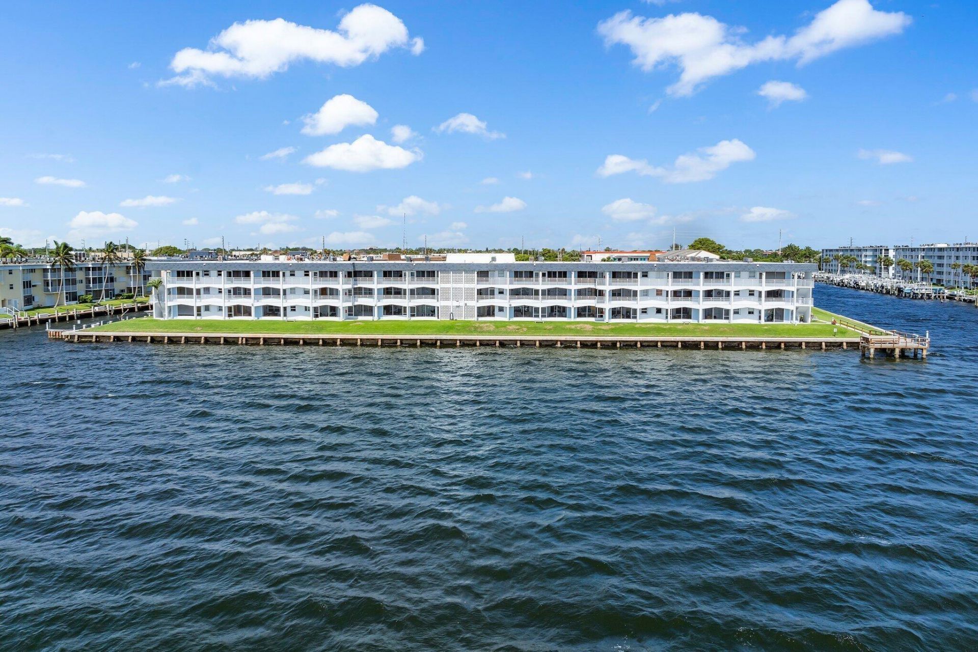 100 Shore Court, Unit 105, North Palm Beach, FL 33408 Photo