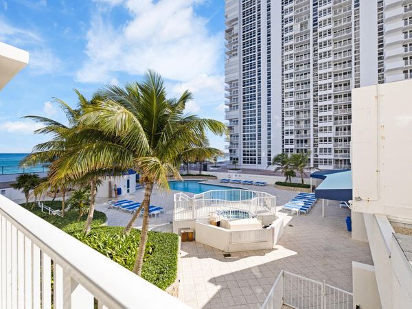 1360 S Ocean Boulevard, Unit 403, Pompano Beach, FL 33062