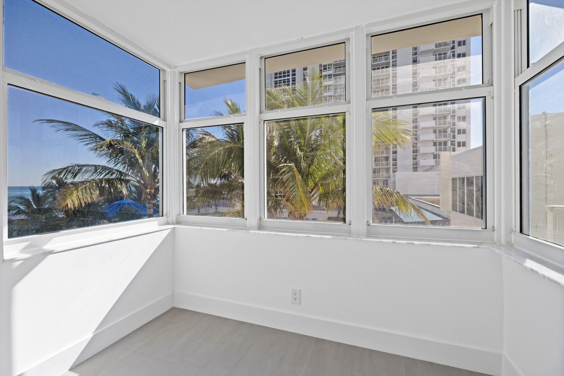 1360 S Ocean Boulevard, Unit 403, Pompano Beach, FL 33062 Photo