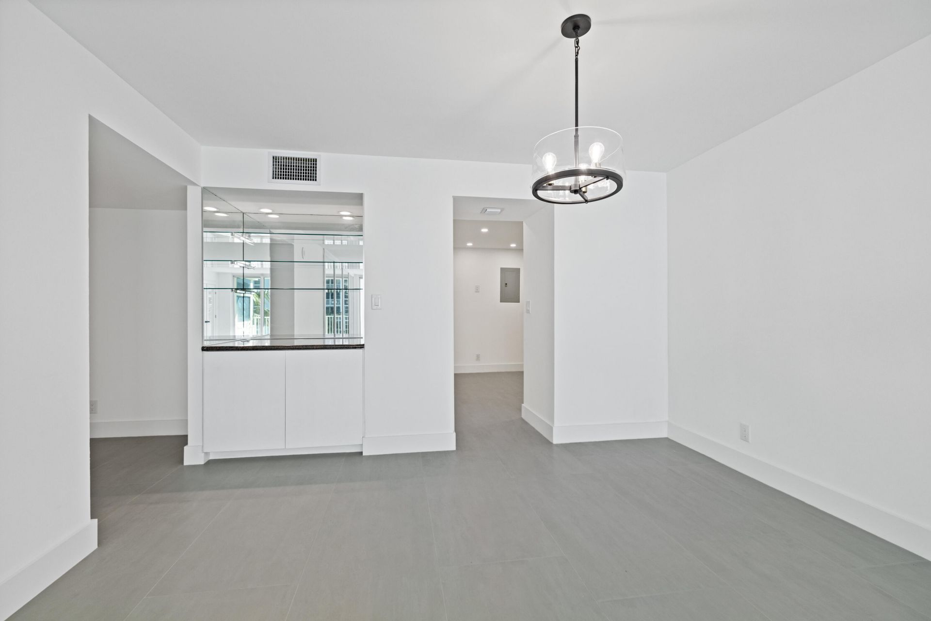 1360 S Ocean Boulevard, Unit 403, Pompano Beach, FL 33062 Photo