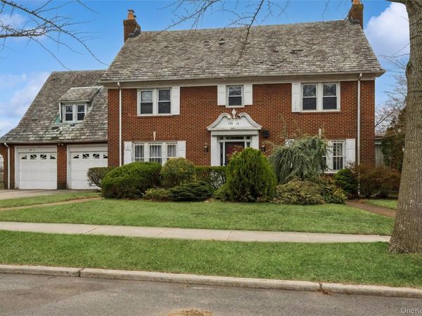 193-12 Foothill Avenue , Holliswood, NY 11423
