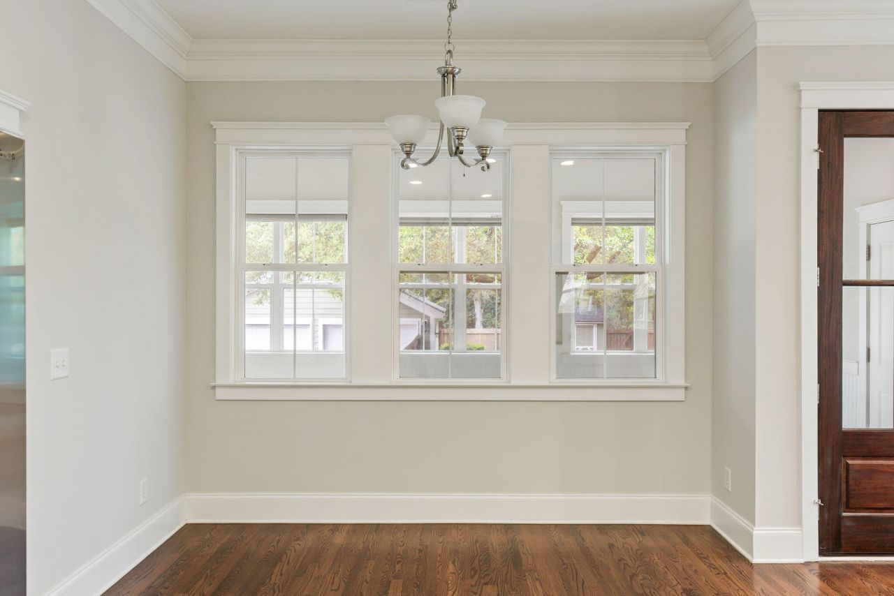 835 Hale Street Photo 11