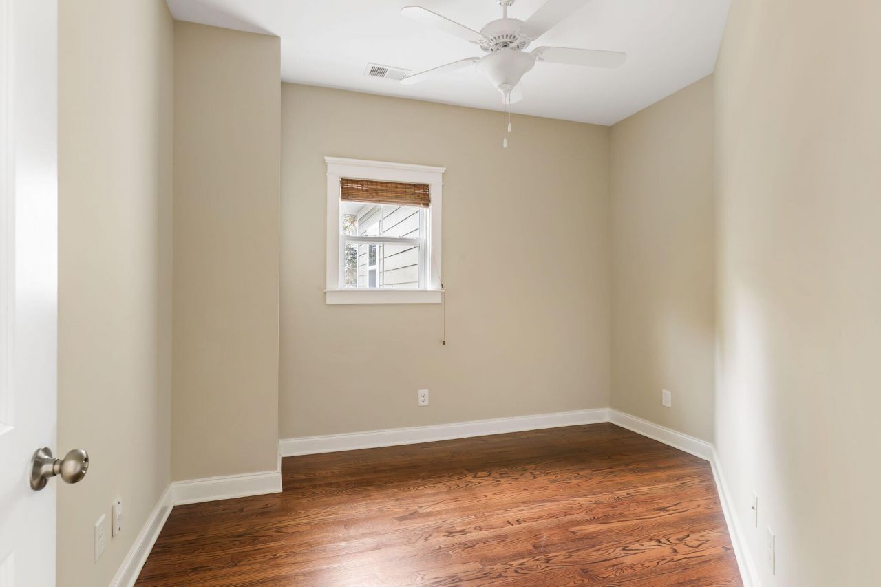 835 Hale Street Photo 20