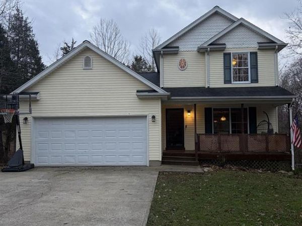 143 Monterey Court , Brandenburg, KY 40108