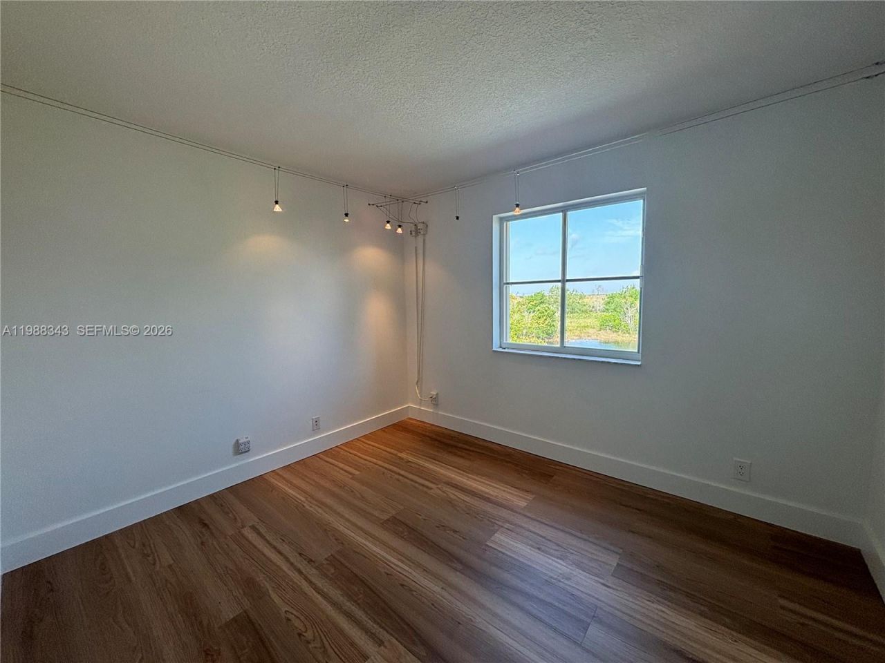 1653 Winterberry Ln , Weston, FL 33327 Photo