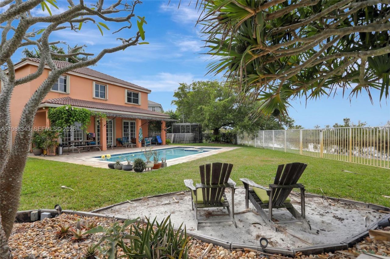 1653 Winterberry Ln, Weston, FL 33327 Photo