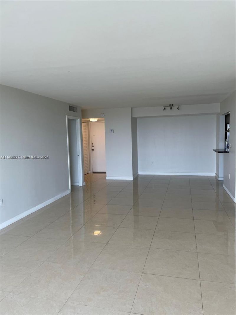 13155 Ixora Ct , Unit 901, North Miami, FL 33181 Photo