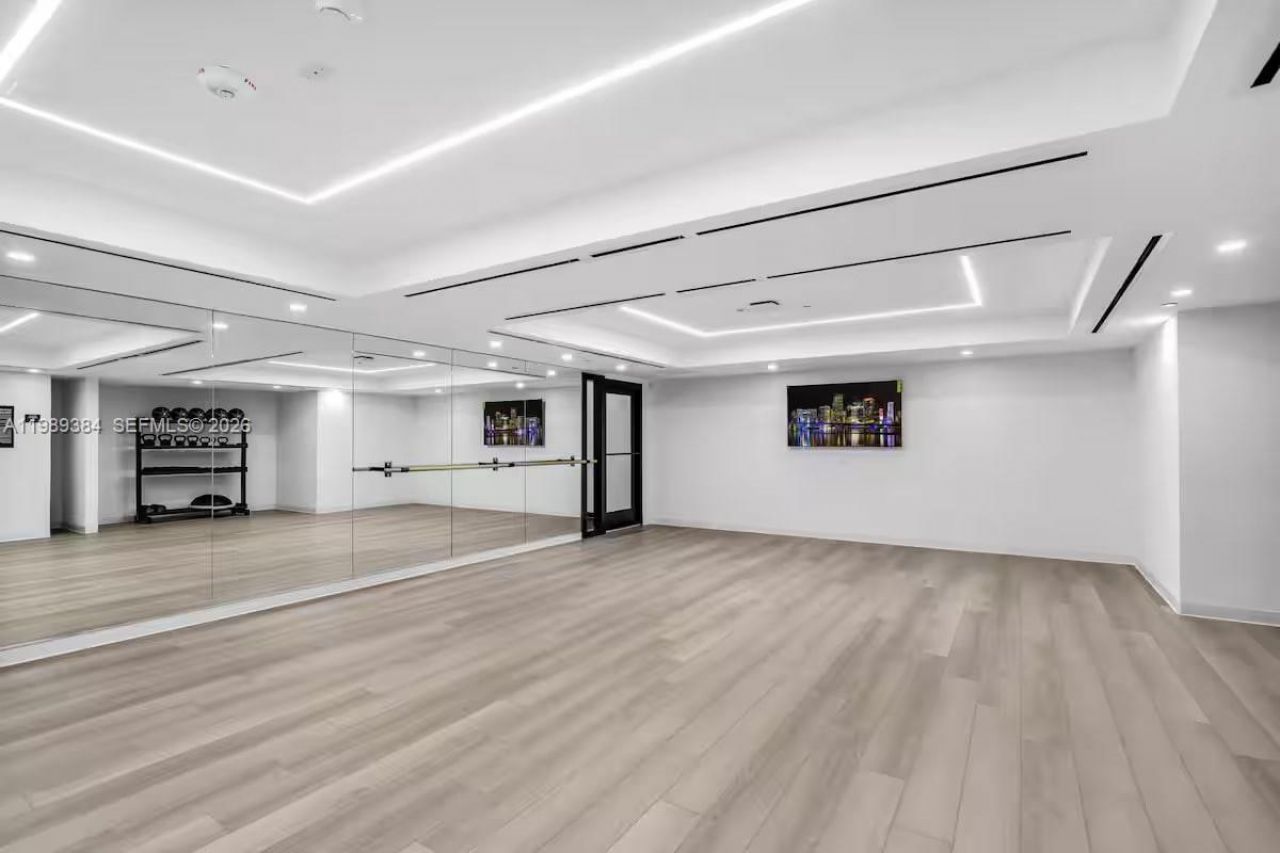 225 N Miami Ave, Unit 202, Miami, FL 33128 Photo