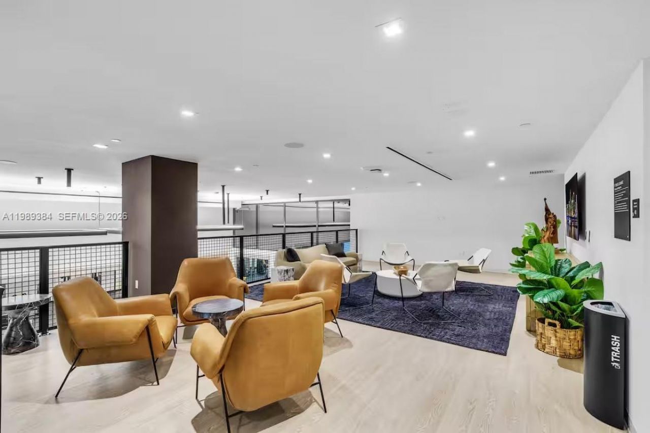 225 N Miami Ave, Unit 202, Miami, FL 33128 Photo
