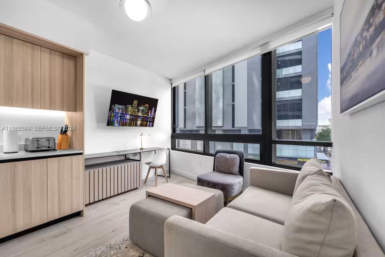 225 N Miami Ave, Unit 202, Miami, FL 33128 Photo