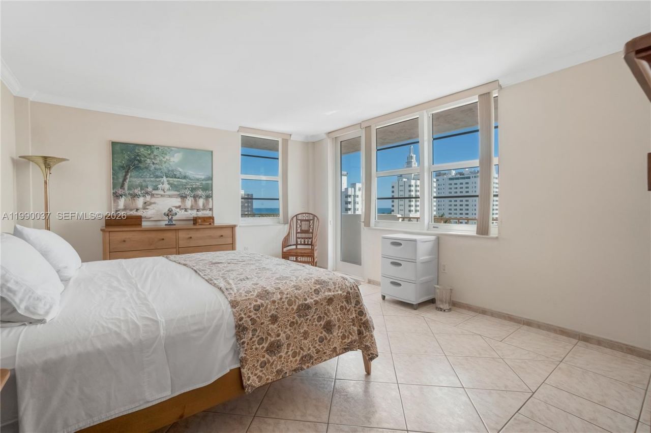 245 18th St, Unit 904, Miami Beach, FL 33139 Photo