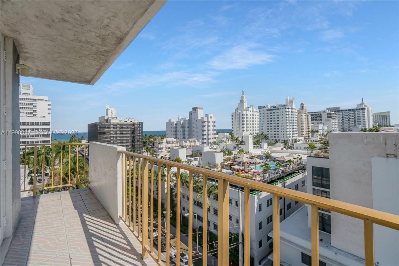 245 18th St, Unit 904, Miami Beach, FL 33139 Photo