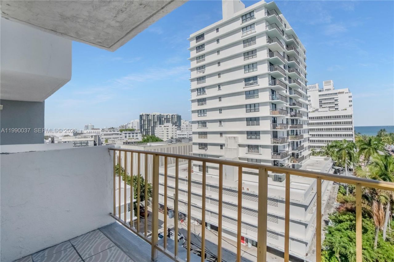 245 18th St, Unit 904, Miami Beach, FL 33139 Photo