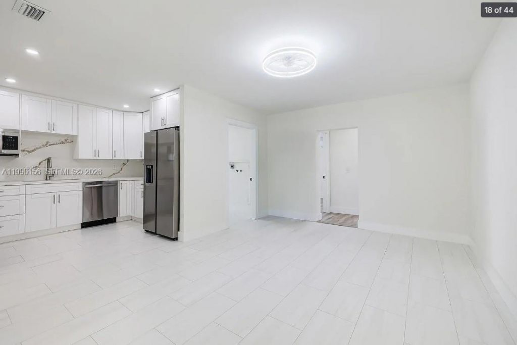 865 W 72nd Pl, Unit 865, Hialeah, FL 33014 Photo