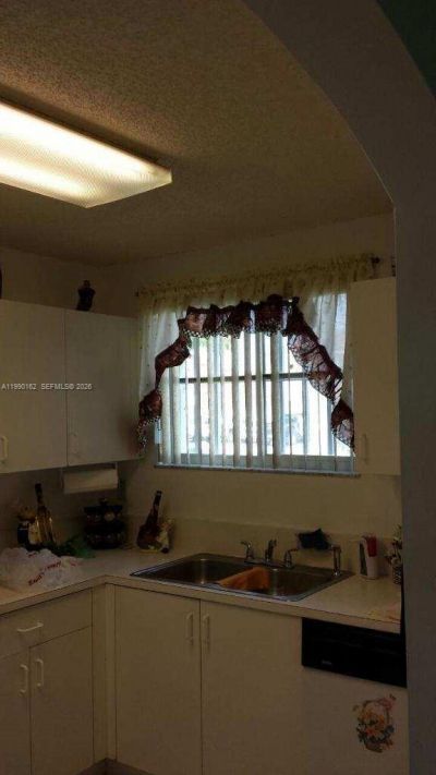 260 NW 114th Ave, Unit 22-101, Sweetwater, FL 33172 Photo