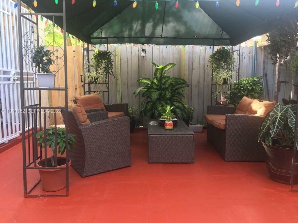 260 NW 114th Ave, Unit 22-101, Sweetwater, FL 33172 Photo