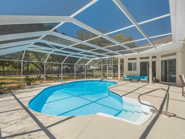 1071 Kelton Blvd, Gulf Breeze, FL 32563