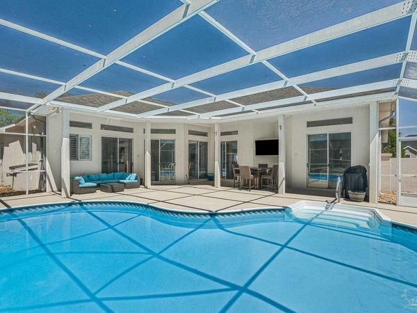 1071 Kelton Blvd, Gulf Breeze, FL 32563