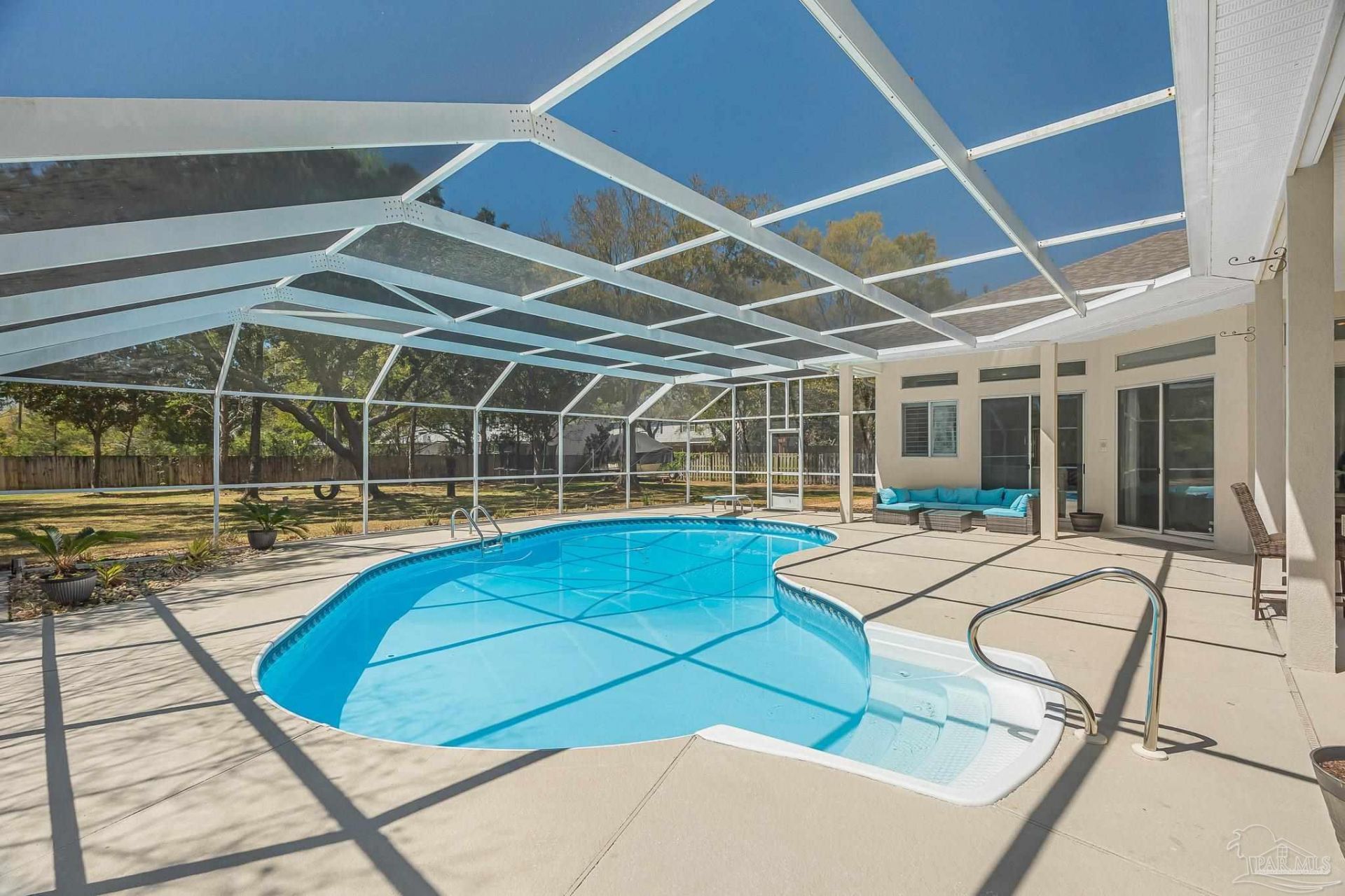 1071 Kelton Blvd, Gulf Breeze, FL 32563 Main Photo