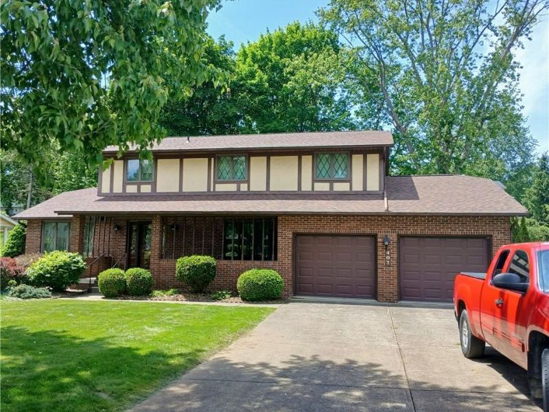 407 Eastbury Avenue NE, North Canton, OH 44720 Photo 1
