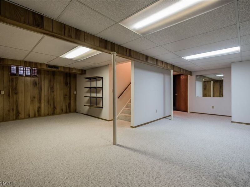 407 Eastbury Avenue NE, North Canton, OH 44720 Photo 24