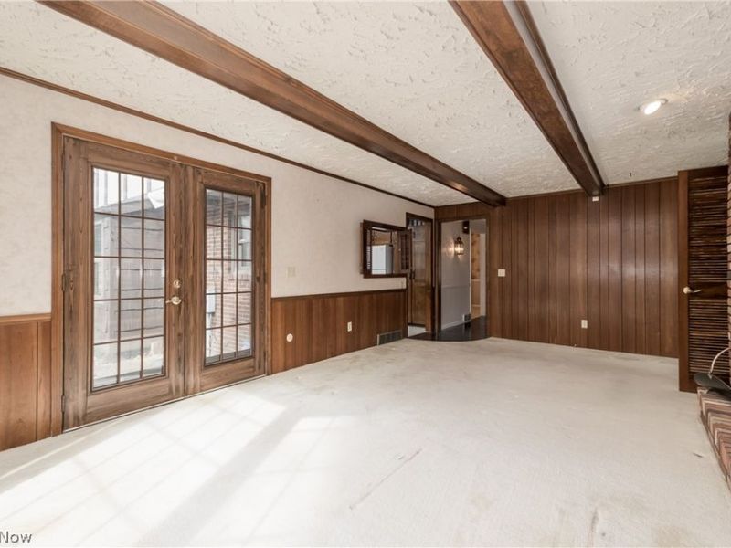 407 Eastbury Avenue NE, North Canton, OH 44720 Photo 6