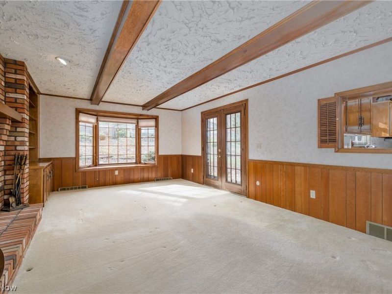 407 Eastbury Avenue NE, North Canton, OH 44720 Photo 9