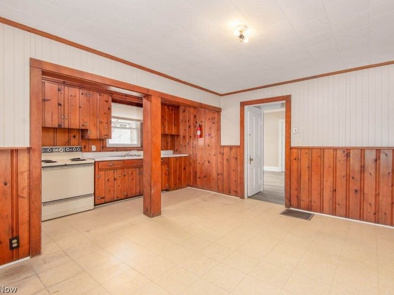 246 Grant Street, Ravenna, OH 44266 Photo 6