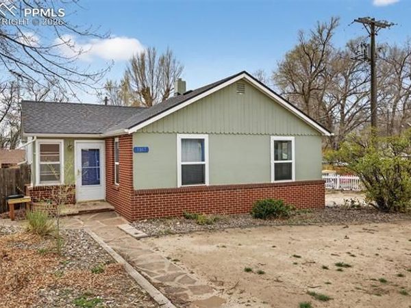 1917 E Cache La Poudre Street, Colorado Springs, CO 80909